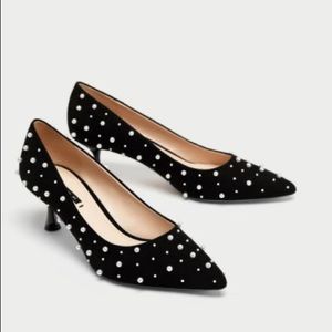 Zara pearl pumps
